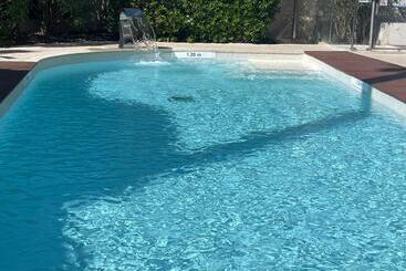 Aparthotel Studio Prado Plage Piscine Terrasse