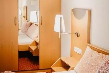 ホテル Garni Stube