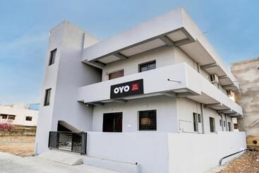 Hôtel O V7 Inn Service Apartment