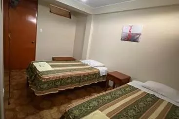 پانسیون Hostal La Sirena
