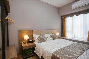 Serveyou International Apartment Hotel   Free Airport Pickup & Free Canton Fair Shuttle & Paid City