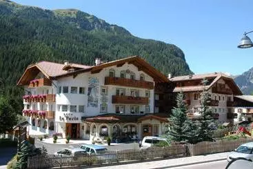 Hotel La Perla