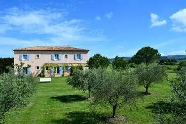 Bed and Breakfast La Ramade 5 Chambres & Table D Hôtes En Drôme Provençale