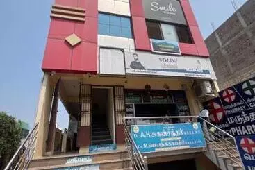 カプセルホテル Panjamugam Residency