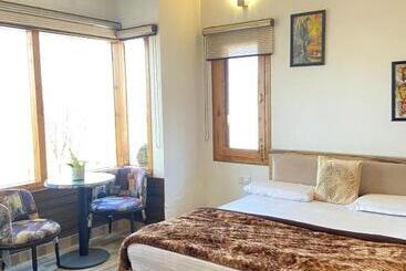 Bed and Breakfast Aquaforest Luxury Cottages