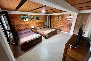 پانسیون El Valle De Las Cañas Gordas