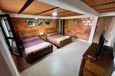 Pension El Valle De Las Cañas Gordas