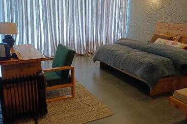 Bed and Breakfast Enchanted Tales Tandi