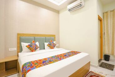 Fabhotel Maharishi Inn