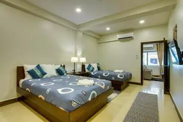 ホテル Louis  Apartments