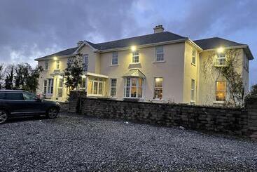 Nocleg ze śniadaniem Hardwood Hall