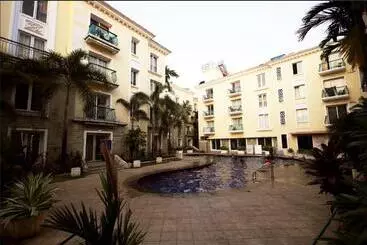 Hotel Asta By Avim