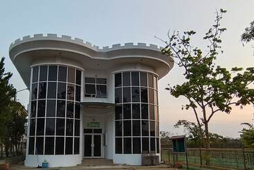 Hotel Oyo 93775 Nilam Guest House