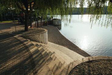 هتل Romantique Veles