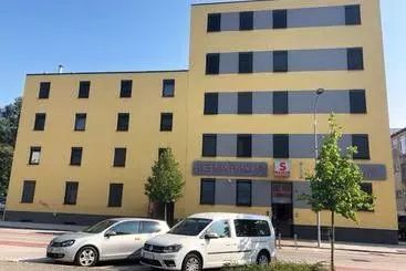 هتل S