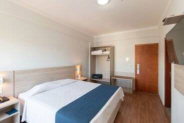 Otel Bristol Zaniboni Mogi Mirim