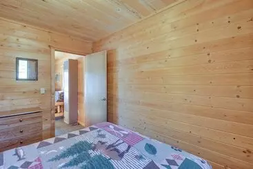 Mökkimajoitus Dog Friendly Park Rapids Retreat W/ Boat Dock!