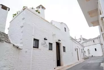 پانسیون Trulliocchidipietrahistoricalexperience