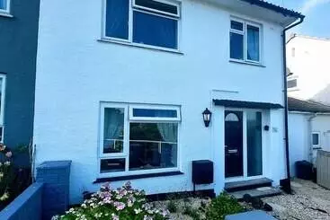 レジデンス Serenity Holiday Let In South Chard