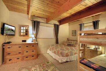 קוטג'' Lakeside In Bearadise By Avantstay Gorgeous Mountain Cabin In Boulder Bay!