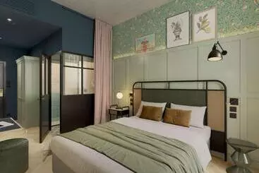 Square Lodge Hotel La Roche Sur Yon   Handwritten Collection