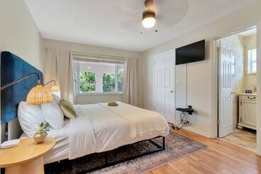 Сельский дом Summerfin By Avantstay Sunny Retreat Minutes From The Shore!