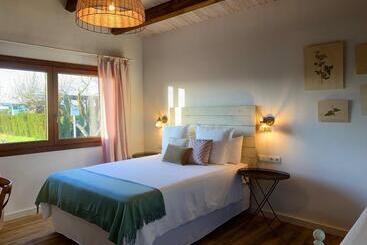 Bed & Breakfast Wine & Cooking Penedes