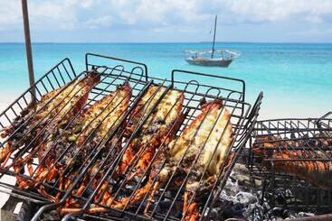 Отель Zanzistar Lodge