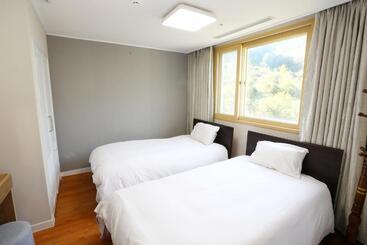 Resort The K Jirisan Family