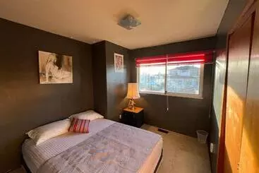 Pensiune Private Cozy Queen Room In North Delta
