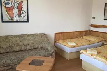 Aamiaismajoitus (B&B) Pension 325