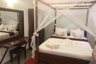 住宿加早餐 Villa Red Lobster