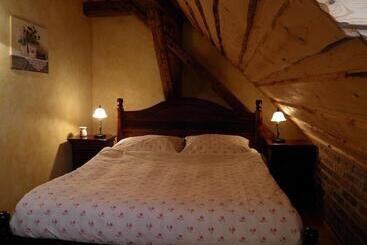 Dvůr Olšiny Hotel And Horse Riding