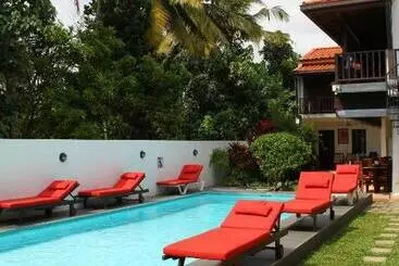 Hotel Lion's Rest