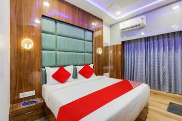 Oyo Hotel Bhanu Villa