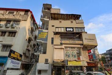 Oyo Hotel Bhanu Villa