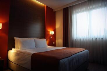 בית מלון כפרי Dukagjini