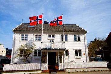 Bed & Breakfast Opsahl Gjestegaard