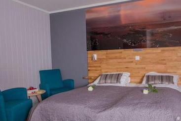 Отель Grimstad Vertshus