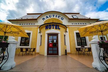 Hotel Nautico
