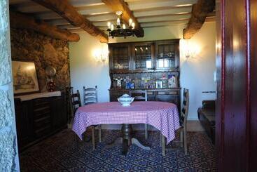 تختخواب و صبحانه Quinta Pedras De Baixo