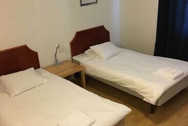 Hotel L östergyllen