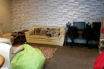 Loft 109 Backpackers Hostel