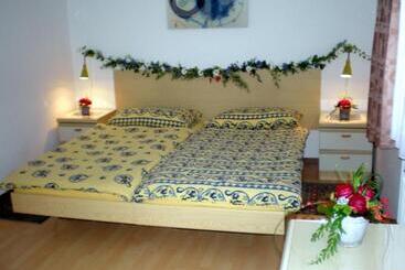 צימר Garni Molinazzo