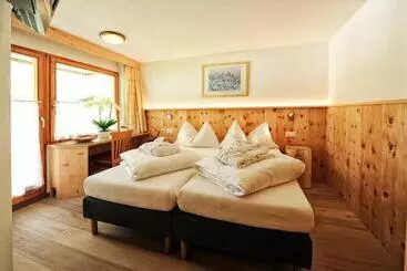 Country Wellnesshotel Bündnerhof