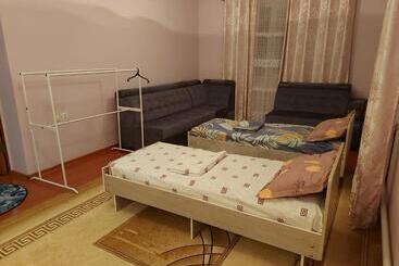 هاستل Albi Sabi