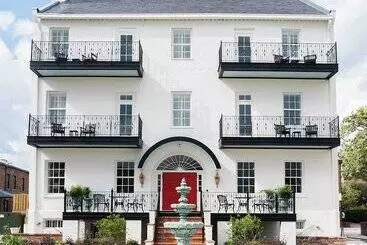 ホテル The Harvey