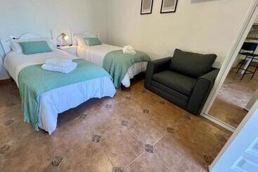 بنسيون Balnea Baiona