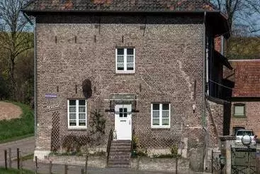 B&b Einrade