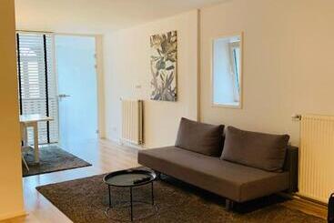 住宿加早餐 Stadslogement By Peek